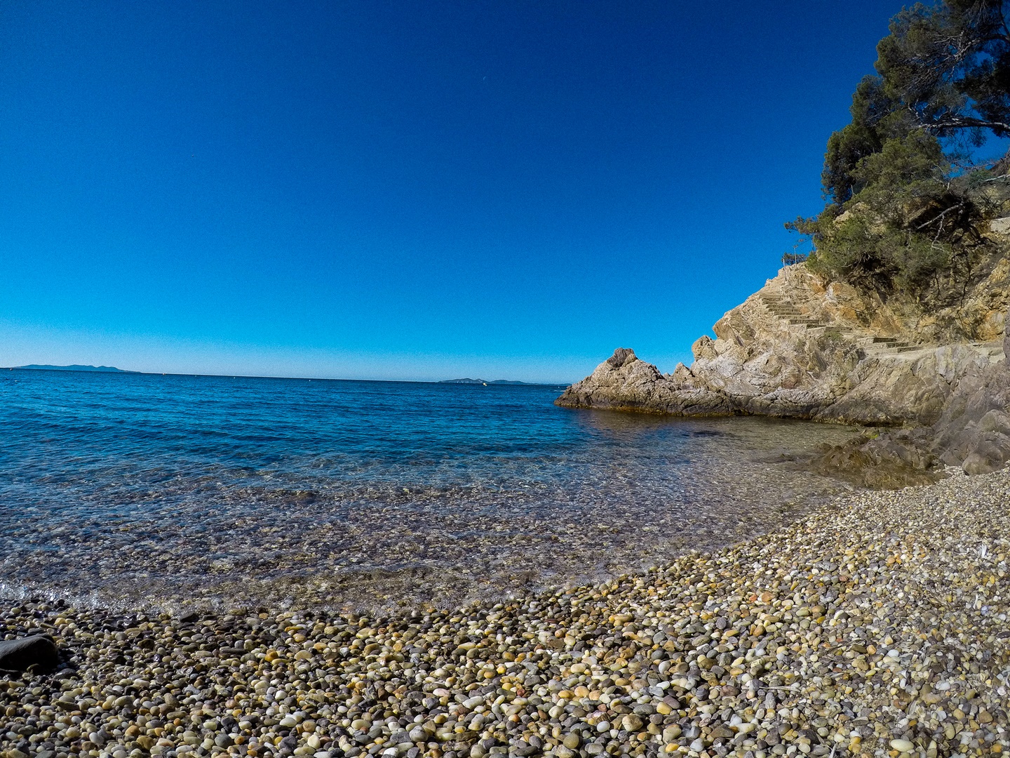 Entdecken Sie die Strände und Buchten der Côte d’Azur vom Campingplatz aus