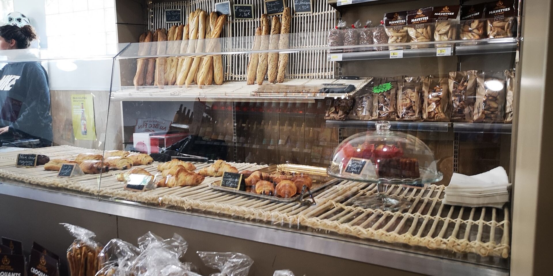 Frisches Brot auf unserem Campingplatz