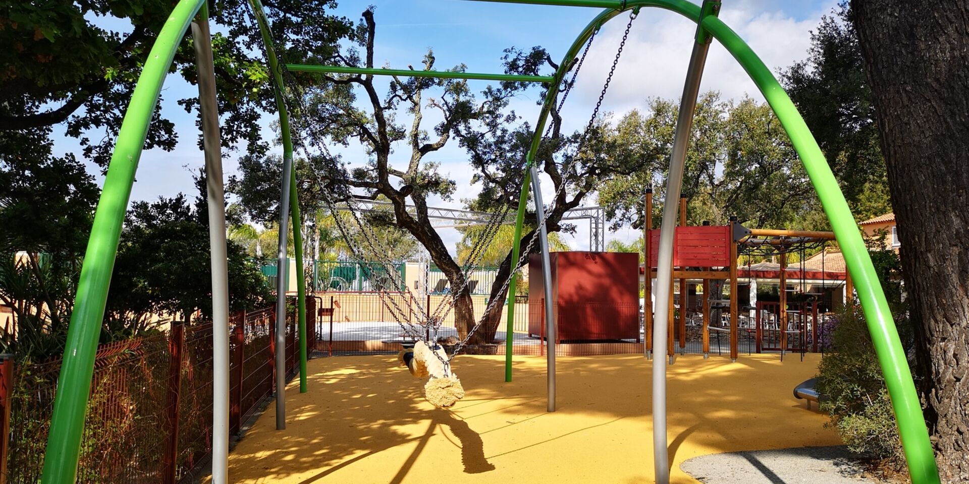 Spielplatz auf unserem Campingplatz an der Côte d’Azur